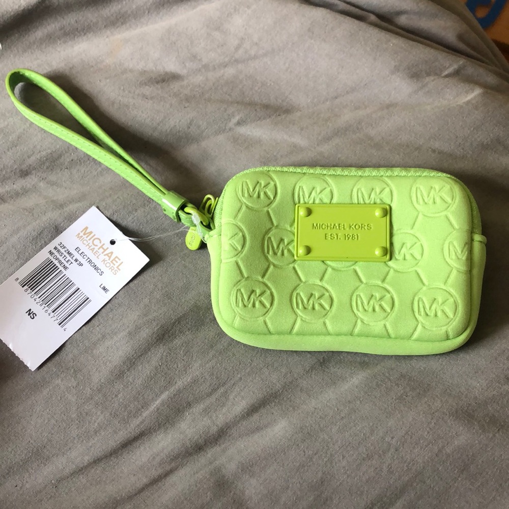Michael Kors wristlet